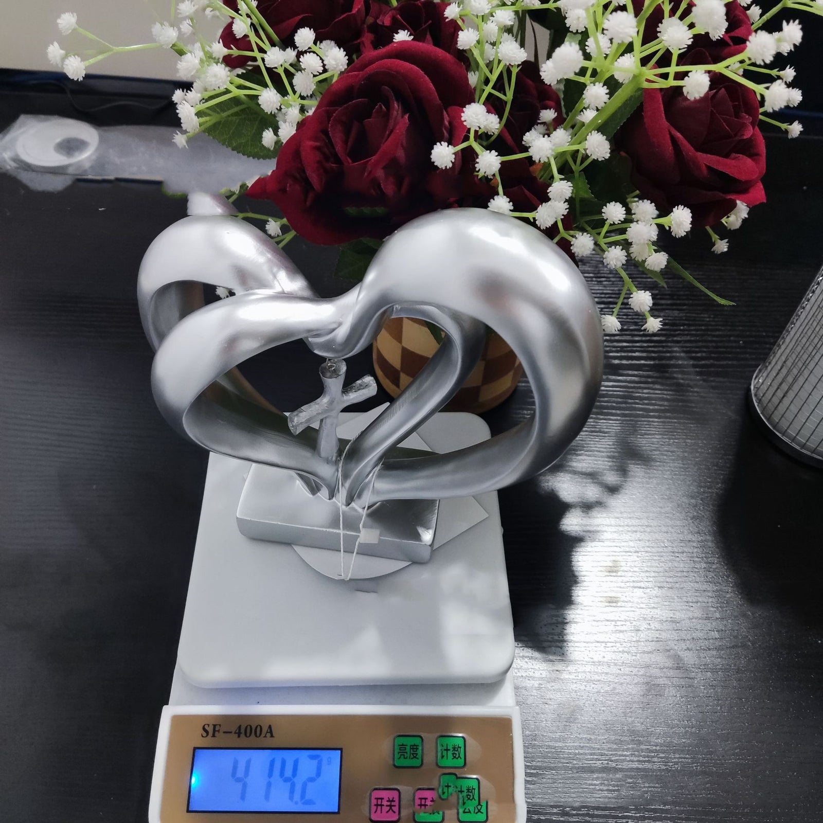 Modern Minimalist Resin Table Decor Sculpture