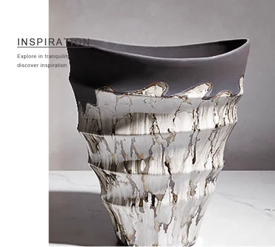 Wide-Mouth Ink-Wash Decorative Vase