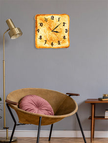 Realistic Baked Bread Novelty Wall Clock