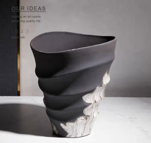 Wide-Mouth Ink-Wash Decorative Vase