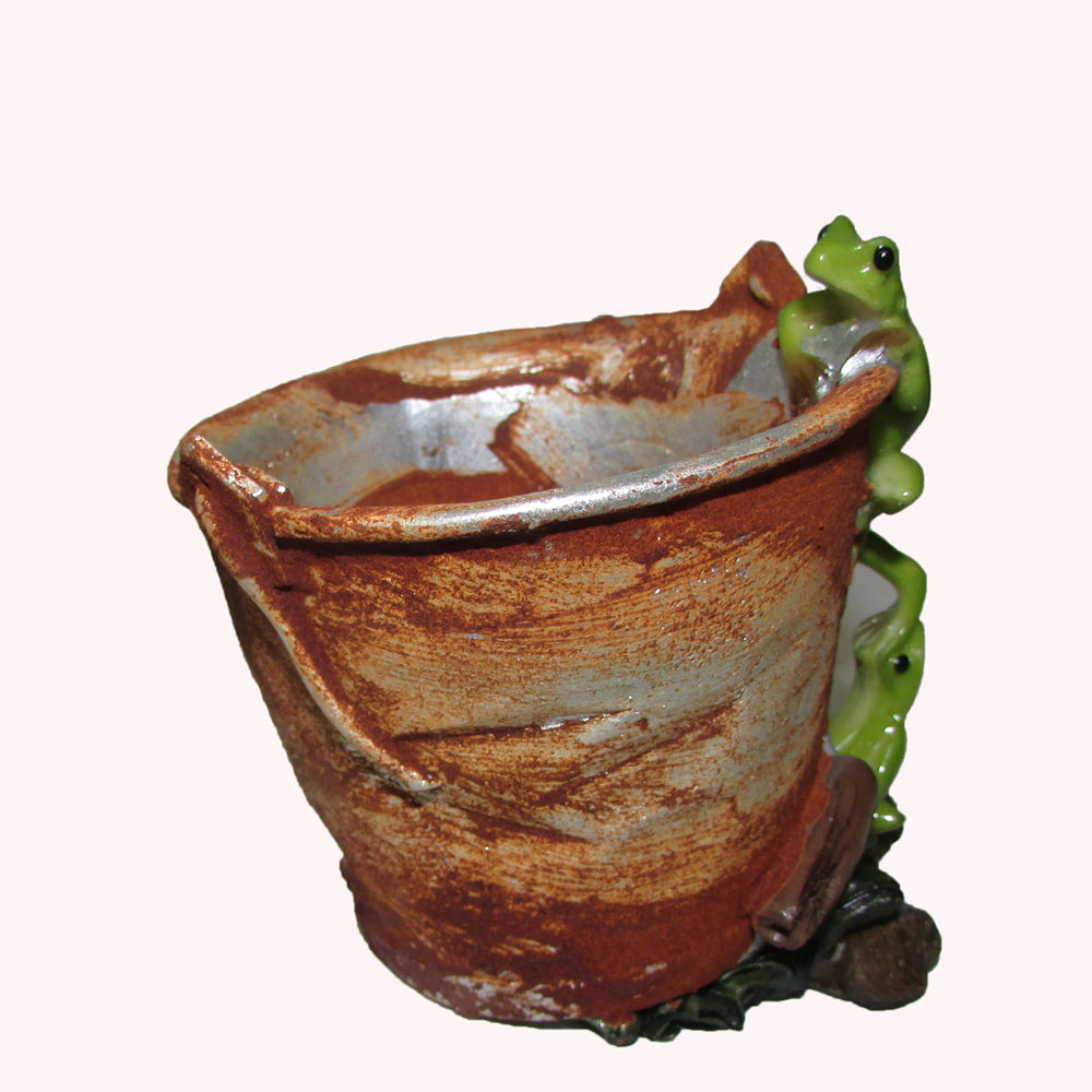 Elegant Resin Flower Pot for Indoor Plants