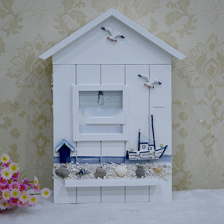 Decorative Wall-Mounted Key Storage Box